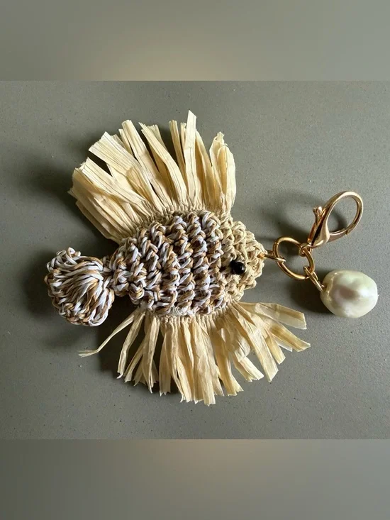 Anthropologie raffia fish bag charm - Picture 2 of 2